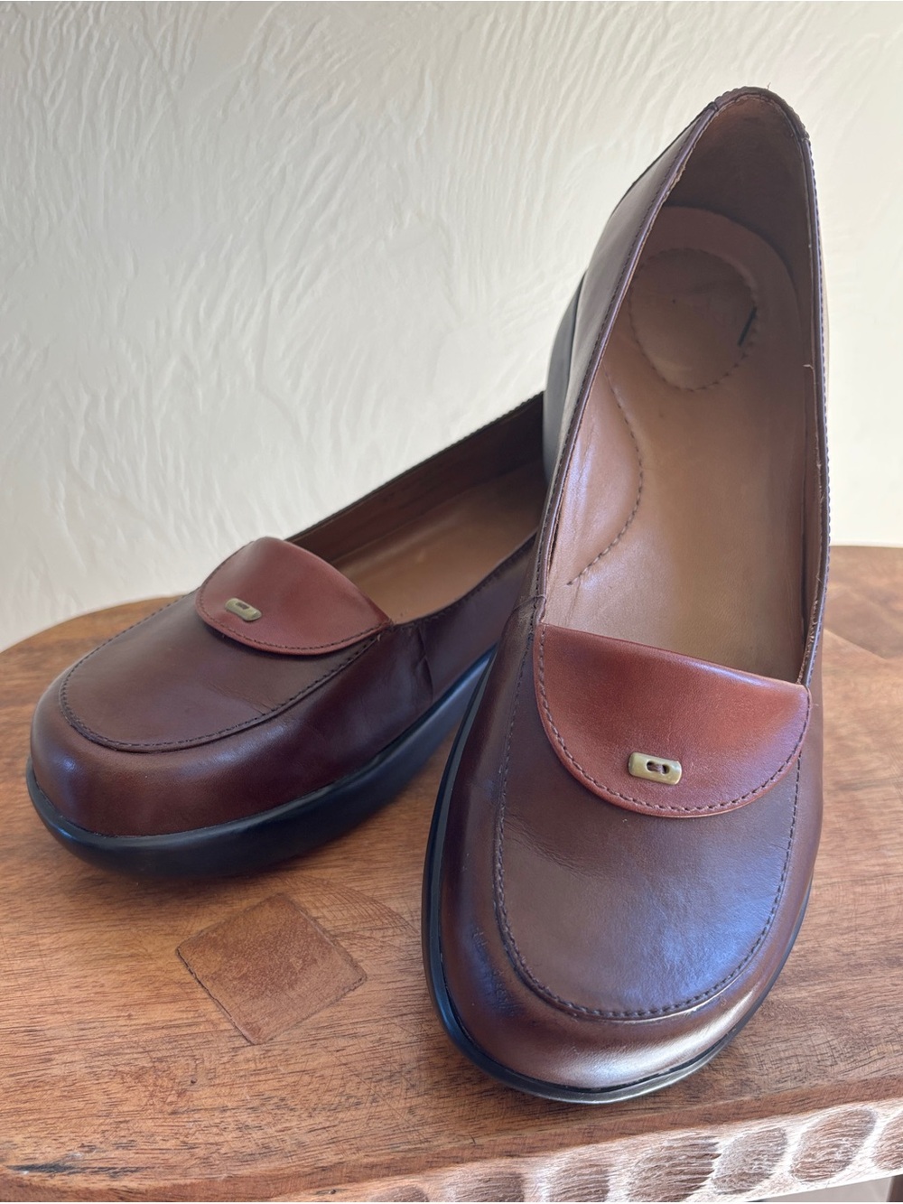 Dansko Desiree Brown Two-Toned Loafer with Moccasin Toe Styling -size 37 (6.5-7)